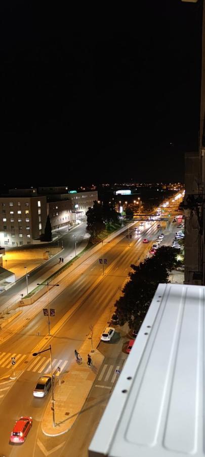 Latorre Jacuzzi Jerez Appartement Jerez de la Frontera Buitenkant foto
