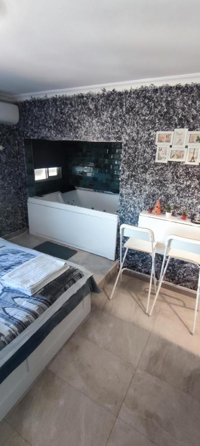 Latorre Jacuzzi Jerez Appartement Jerez de la Frontera Buitenkant foto